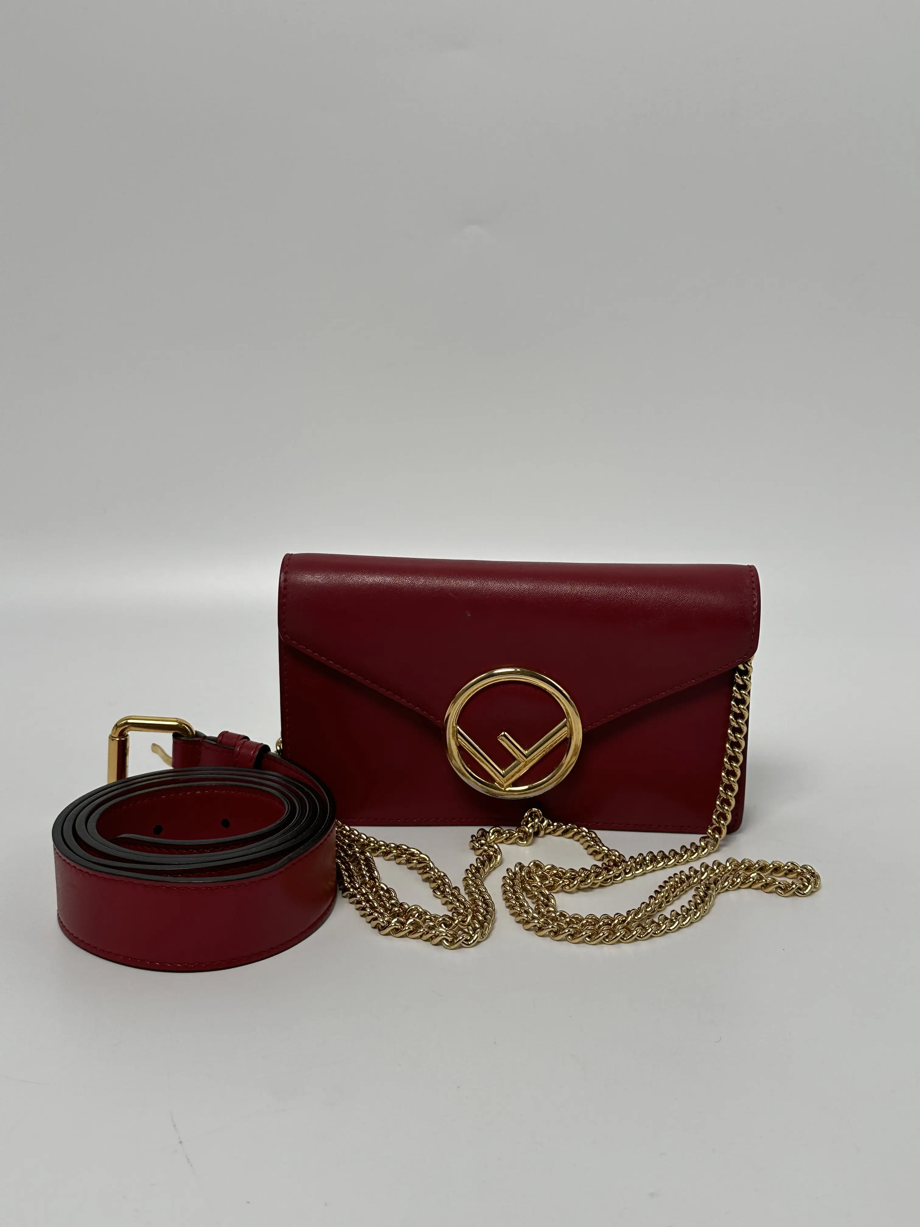 Pre-owned FENDI leather Crossbody Bags Kan I F Logo Wallet on Chain Crossbody Bag Red JD351FD