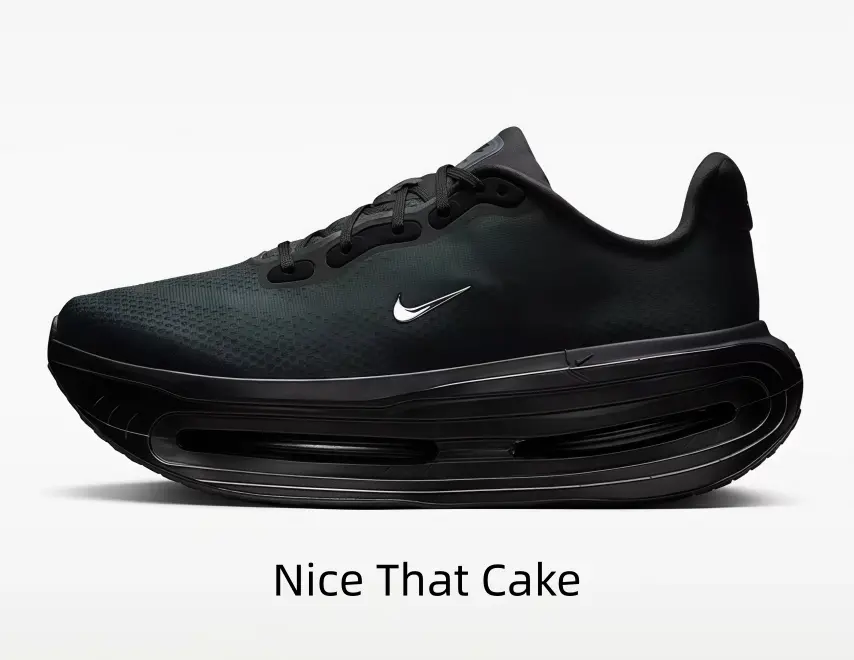 All-Black Low-Top Running Shoe with Full-Length Visible Air Cushion – Designed for Stealthy Comfort & Urban Edge