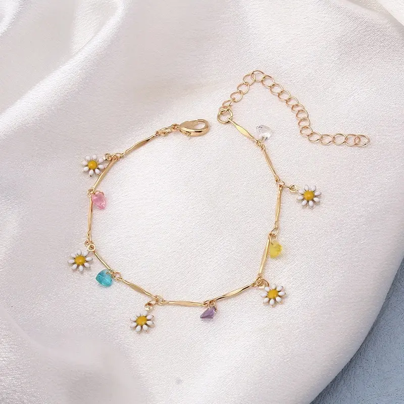 Women's gold-plated Bohemian daisy jewelry, personalized and creative floral accessories, colorful crystal necklaces, bracelets, ankle chains, summer beach accessories