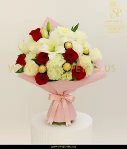 Romantic Elegance Bouquet with Ferrero Rocher