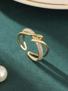 Fashion Elegant High-End Synthetic Zircon Twisted Ring, Sparkling Zircon Inlay, Stylish and Luxurious Design, Perfect for Daily Wear and Special Occasions, Elegant Glittering Ring