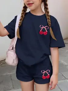 Girls' Cute Cherry Pattern Casual Short Sleeve Top & Shorts Set, Summer Wear, Fitted All over Print, Perfect for Daily