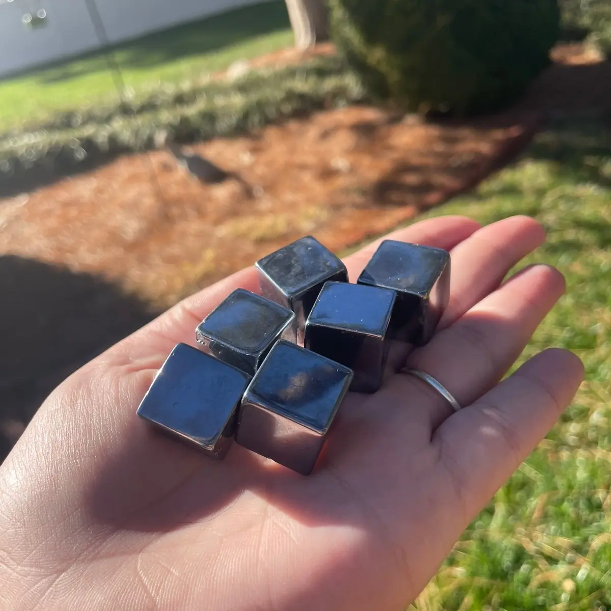 Terahertz Crystal Cubes