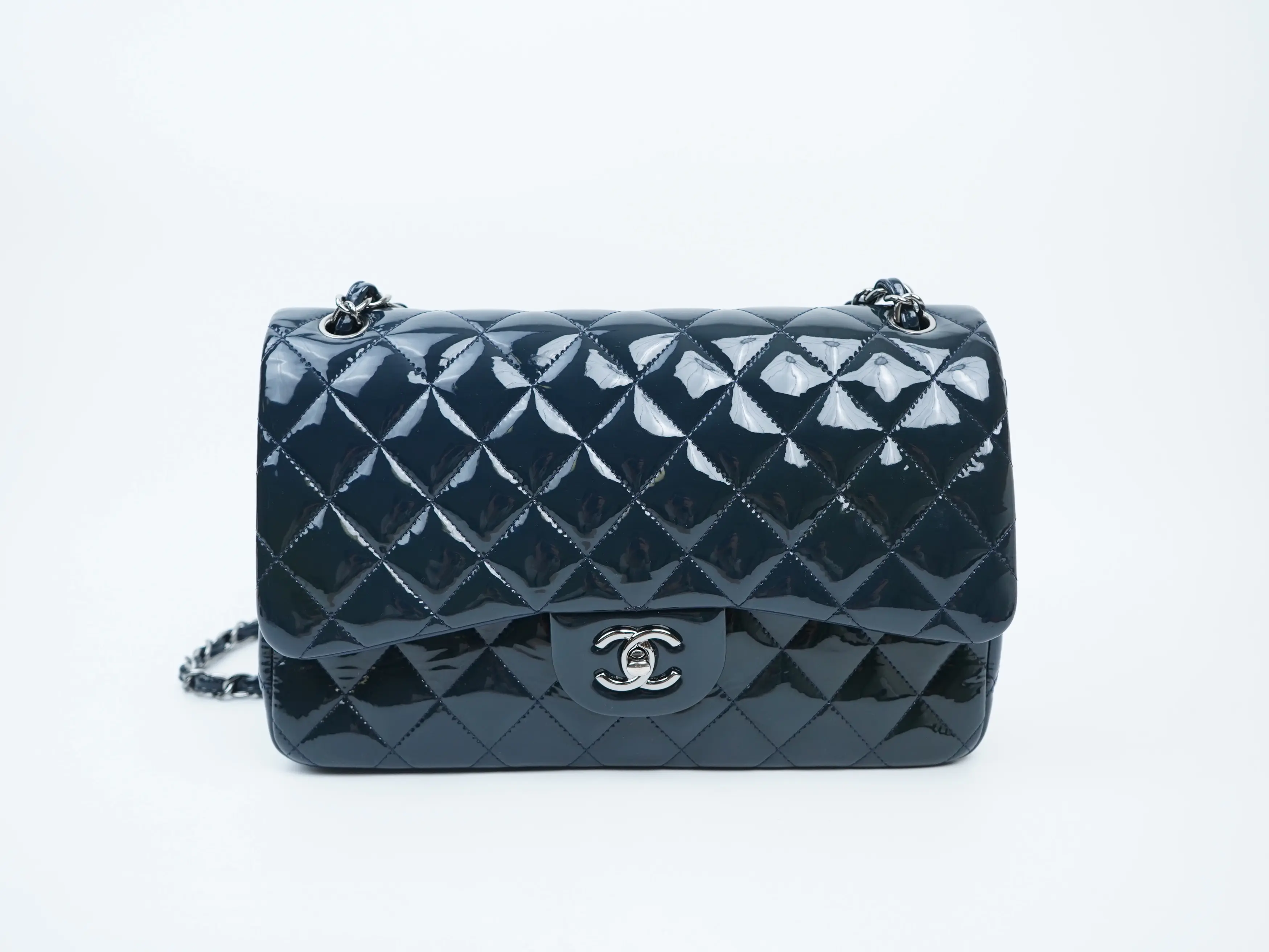 Pre-owned CHANEL patent Shoulder Bags Quilted Jumbo Double Flap Navy