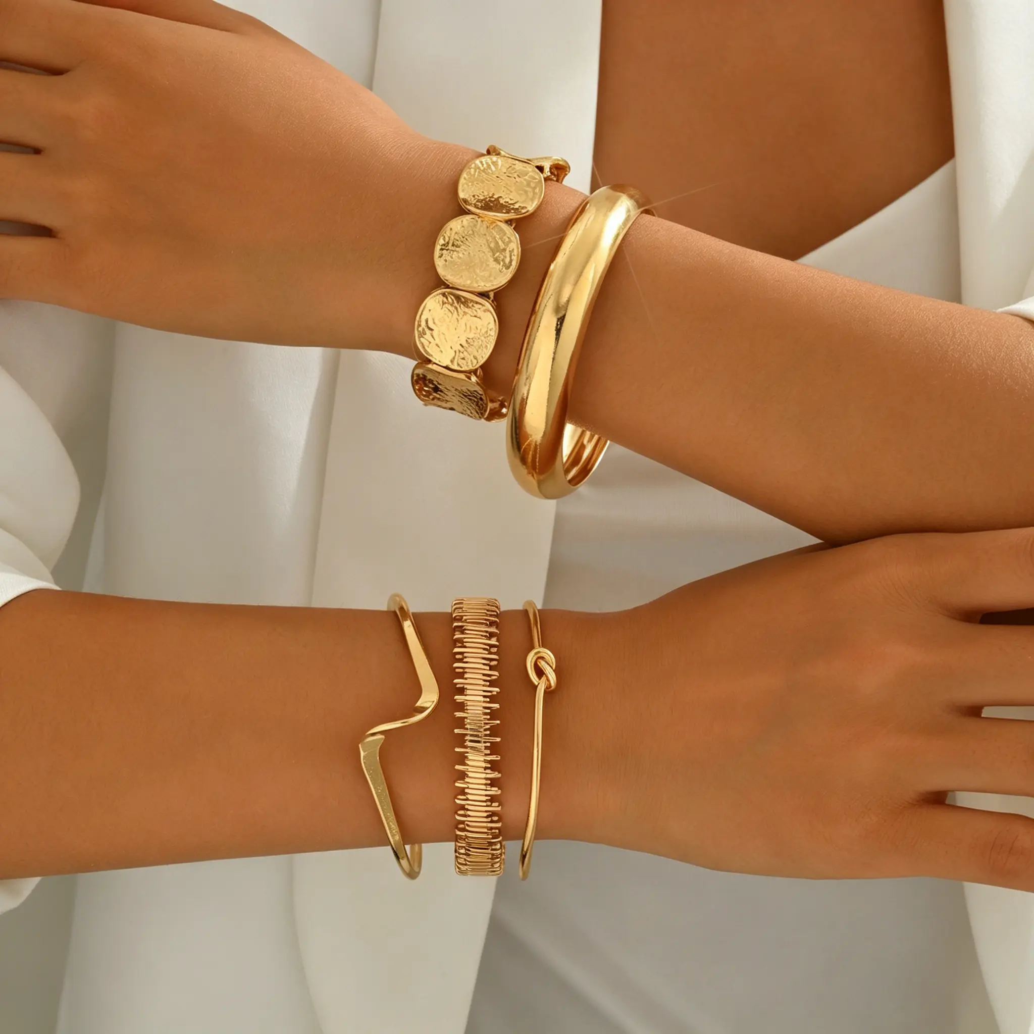 Women's 5-Piece Bold Vintage Geometric Metal Alloy Bangle Set, Wide Stackable Cuff Bracelets, Elegant Female Everyday Wear Costume Jewelry Accessory, Daily, Stacked Design, Bold Shapes, Jewelry Stack, Wrist Stack
