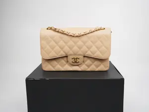 Pre-owned CHANEL caflskin Shoulder Bags Caviar Quilted Jumbo Double Flap Beige