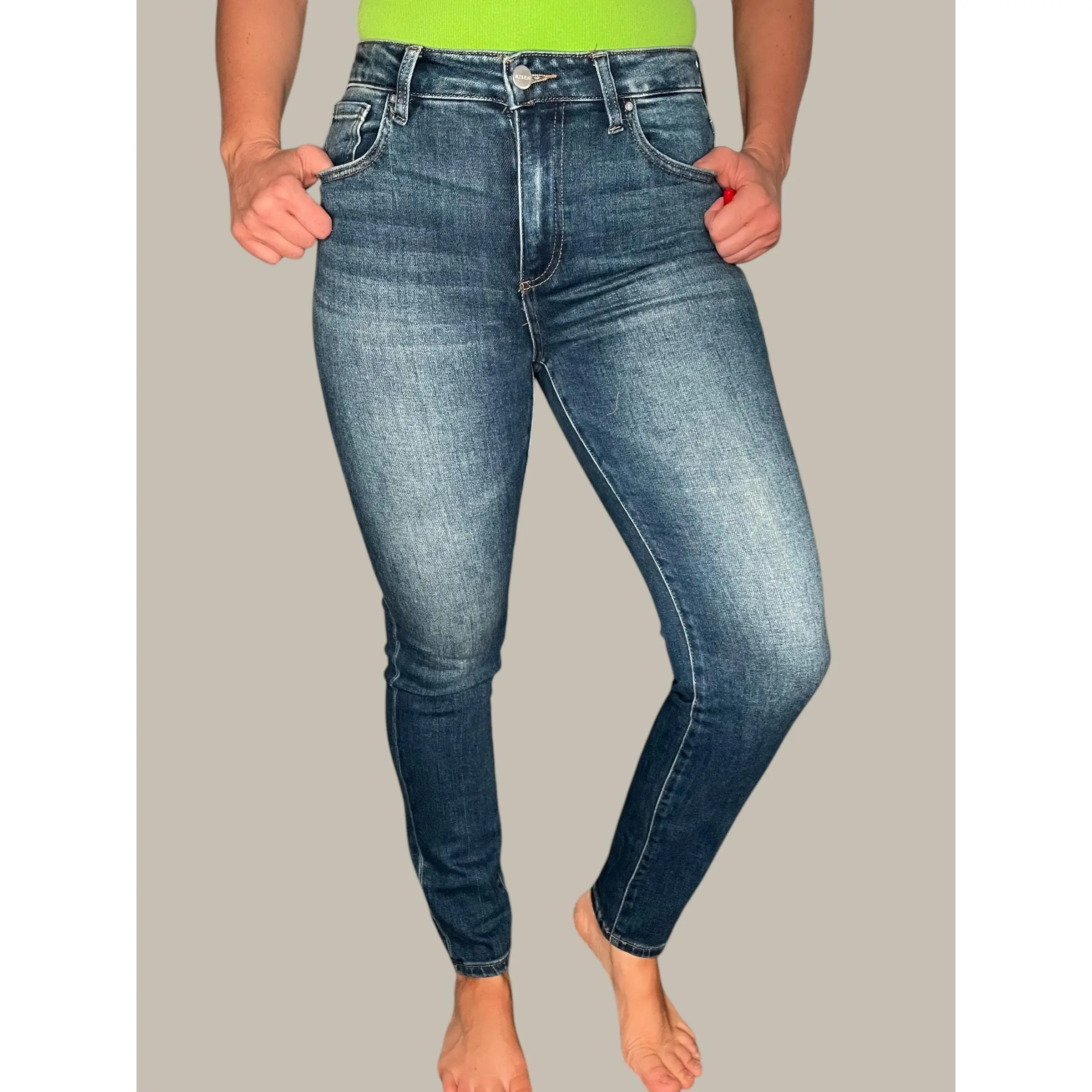 Risen High-Rise Non-Distressed Skinny Jeans