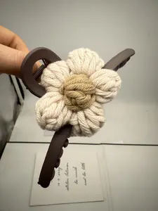 1 Piece Fashion Flower Design Hair Claw For Women, Large Size Easy Grasping Claw Clip, Hairclip, Casual Hair Accessories For Daily Used