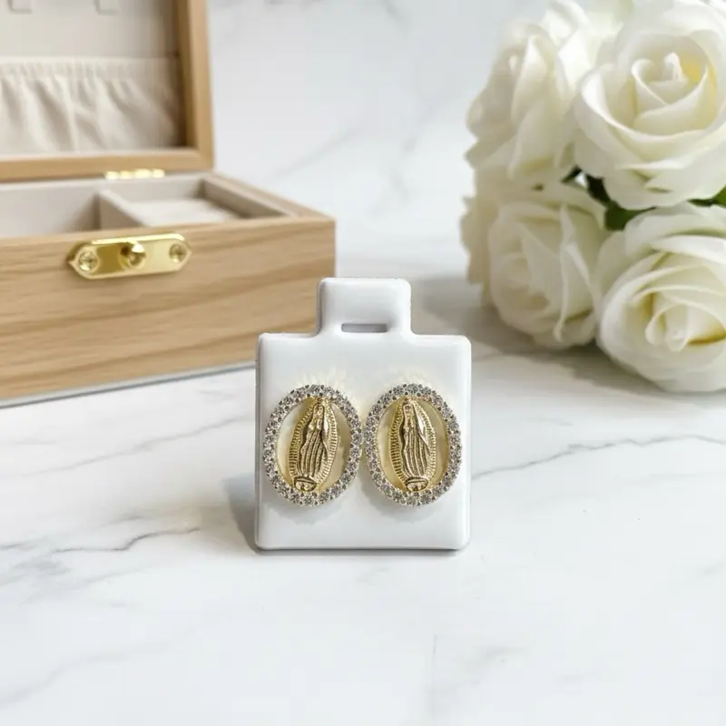 Beautiful earrings for you! Beautiful earrings for you!