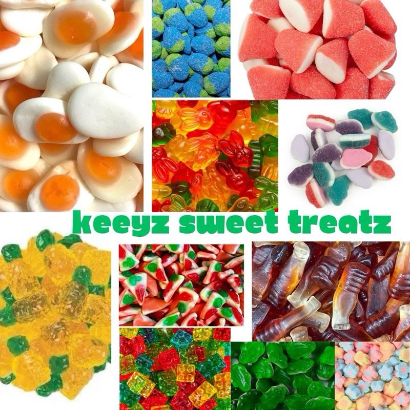 Keezy Sweet Treatz 5 pound Patriotic Snackle Box  Pick-N Mix Sweet & Sour Variety Gummy Candy - Unique Flavor Experience with Sour and Sweet Candies - Bonbon, Chewy, Fruit, Snack