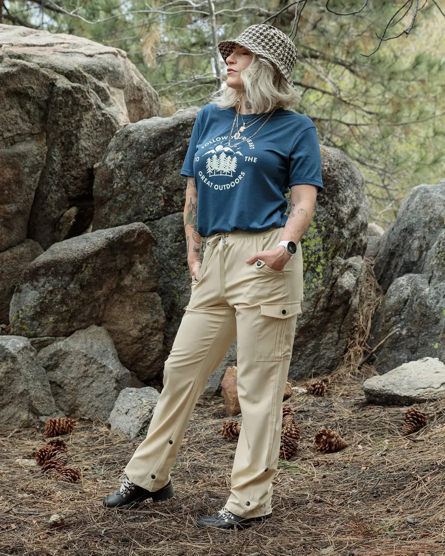LuLaRoe Sawyer Utility Pant - Elastic Waist Outdoor Pant (Size S)