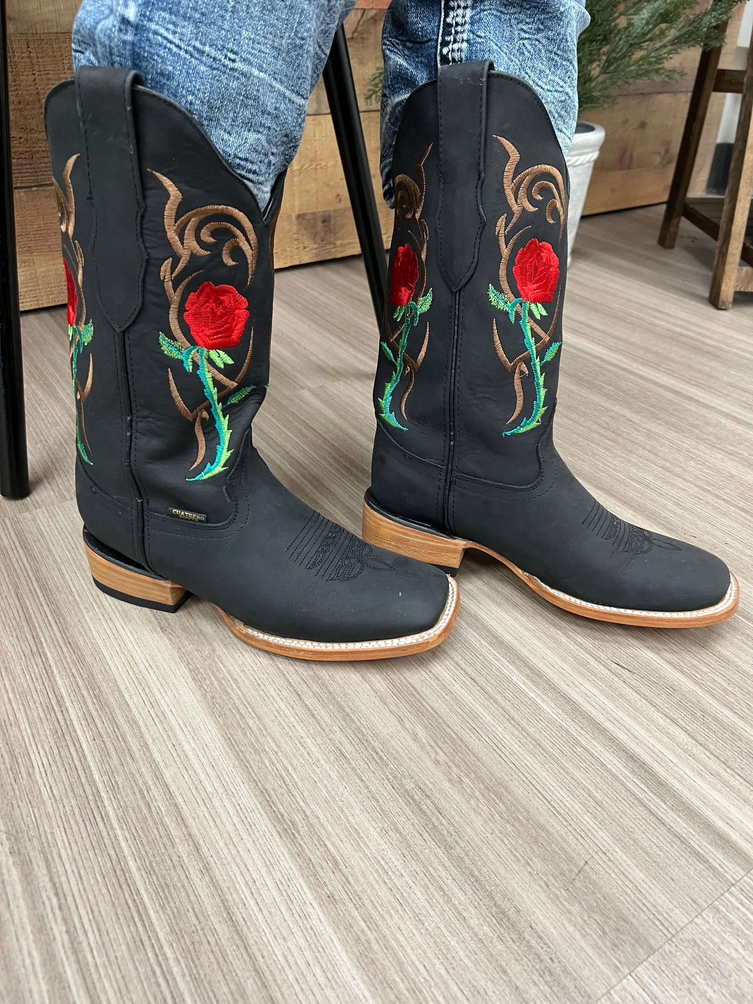 ROSES BOOT