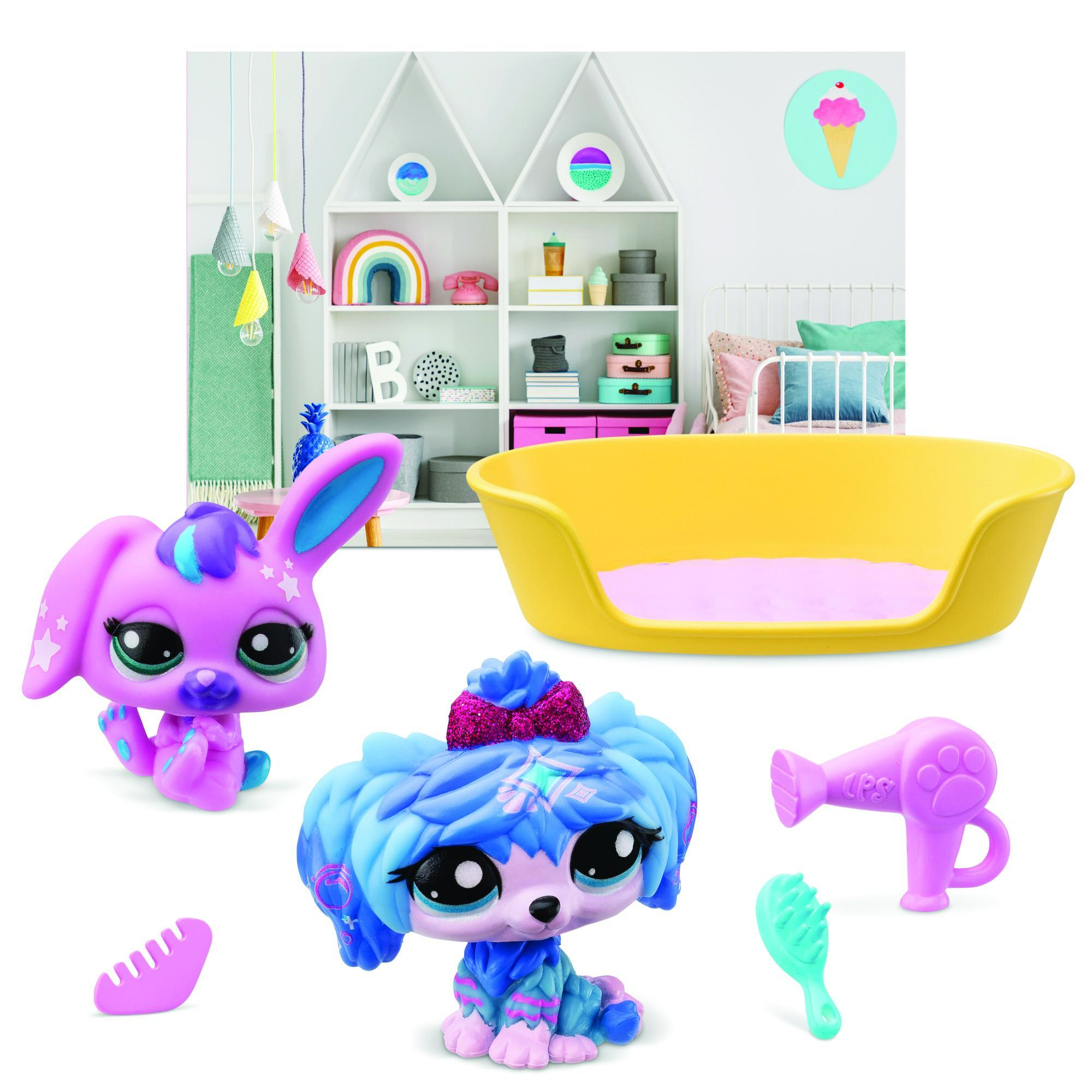 Littlest Pet Shop Collectible Pets – Surprise Pets, Pet Pairs & Petfluencer Pairs with Accessories, Collector Card & Roblox Virtual Code