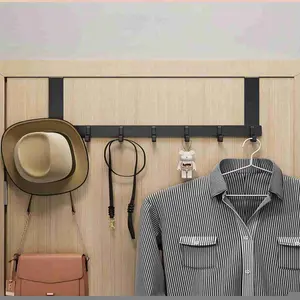 18cm high over-the-door hook rack, easy to install without drilling. Ideal for hanging hats, keys, this space-saving storage solution is suitable for hallways, bathrooms, bedrooms, homes, dormitories and other places. Aluminium，Organiser， Plastic