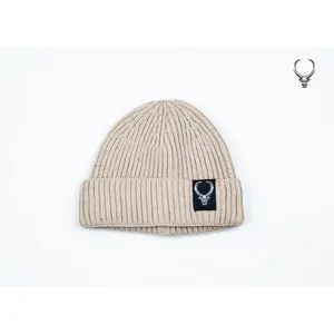 Short beanies