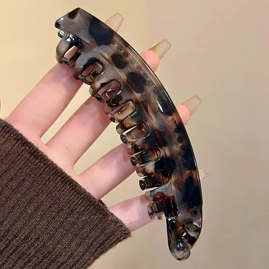 Leopard print gray banana clip