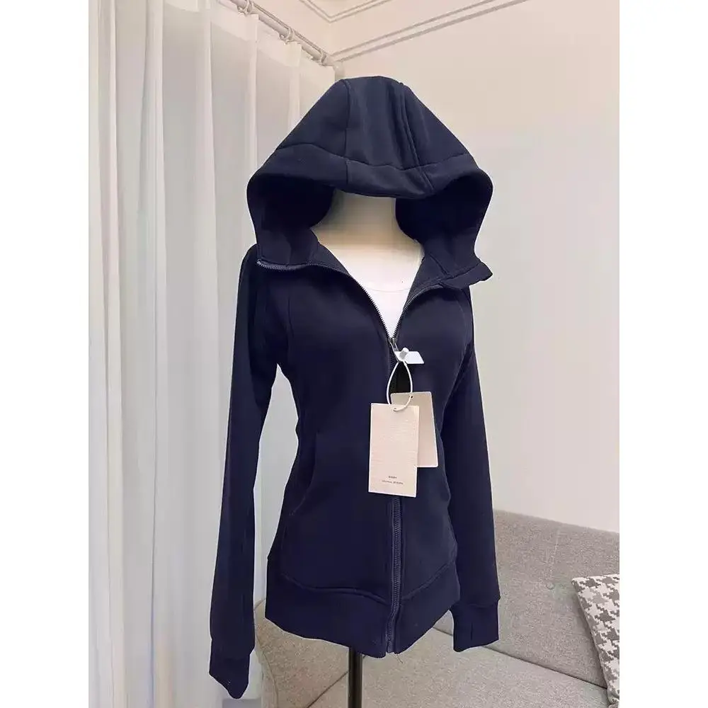 Navy blue spring and autumn style