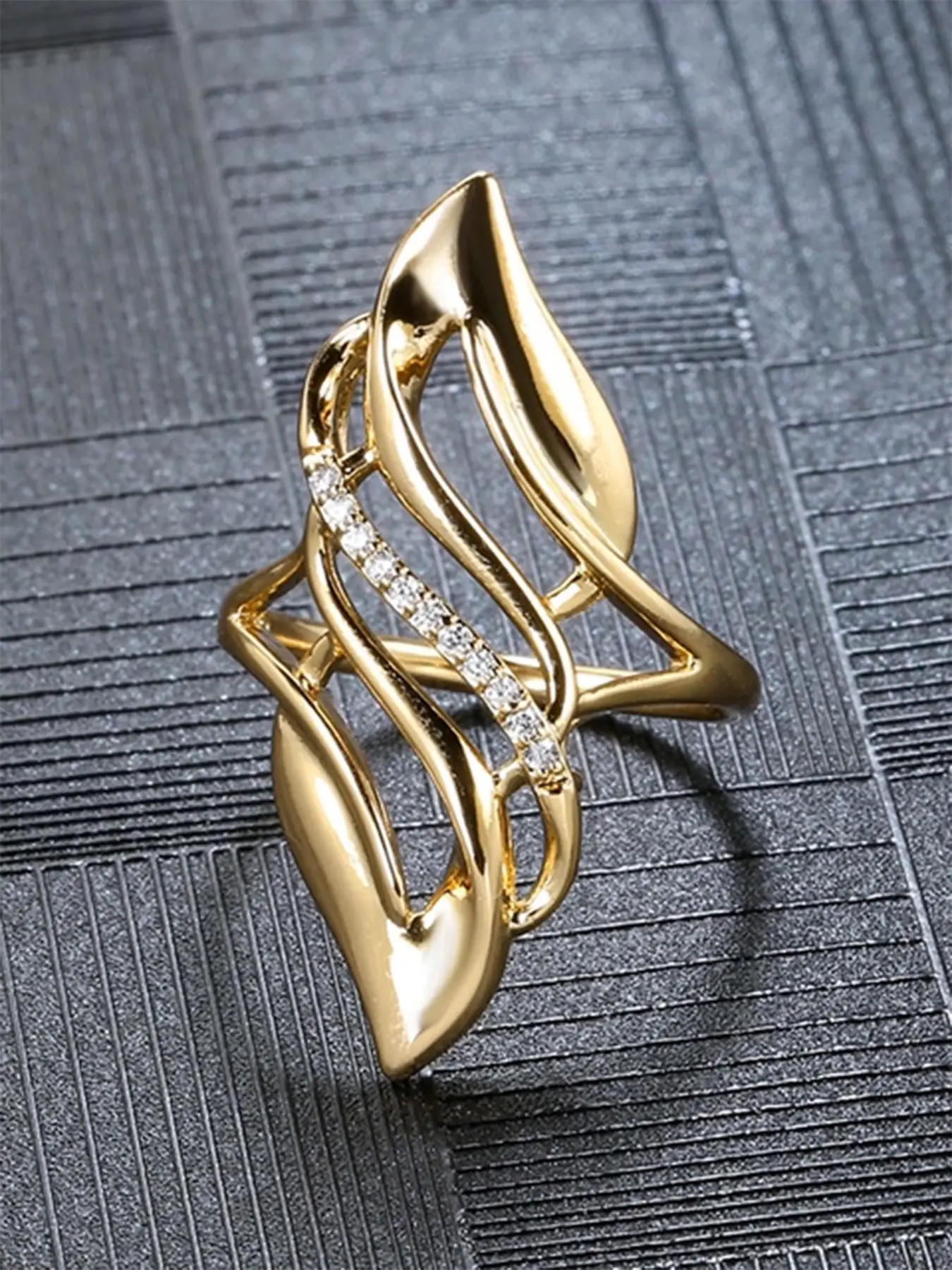 Fashion Rhinestone Decorated Copper Ring, Elegant Wedding Engagement Party Accessories for Women, Casual Jewelry for Party, Daily Clothing Decor, Brid