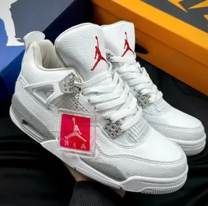 JD4 Oreo Style Sneakers – Black White Grey Retro Basketball Shoes For Men Women Streetwear.