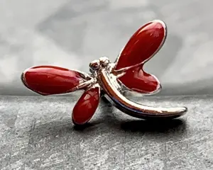 1 Piece Red Dragonfly Internally Threaded Labret Stud - 16g - Post Length 6mm or 8mm