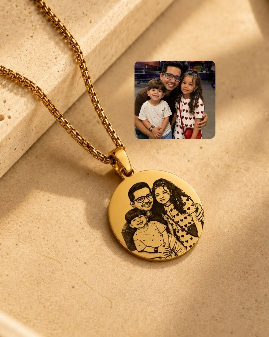 Personalized Photo-Engraved Text Necklace - 25 mm, 3 mm Custom Costume Jewelry, Anniversary Gift for Dad, Grandpa, Father Figure, Commemorative Keepsake for Children, Birthday