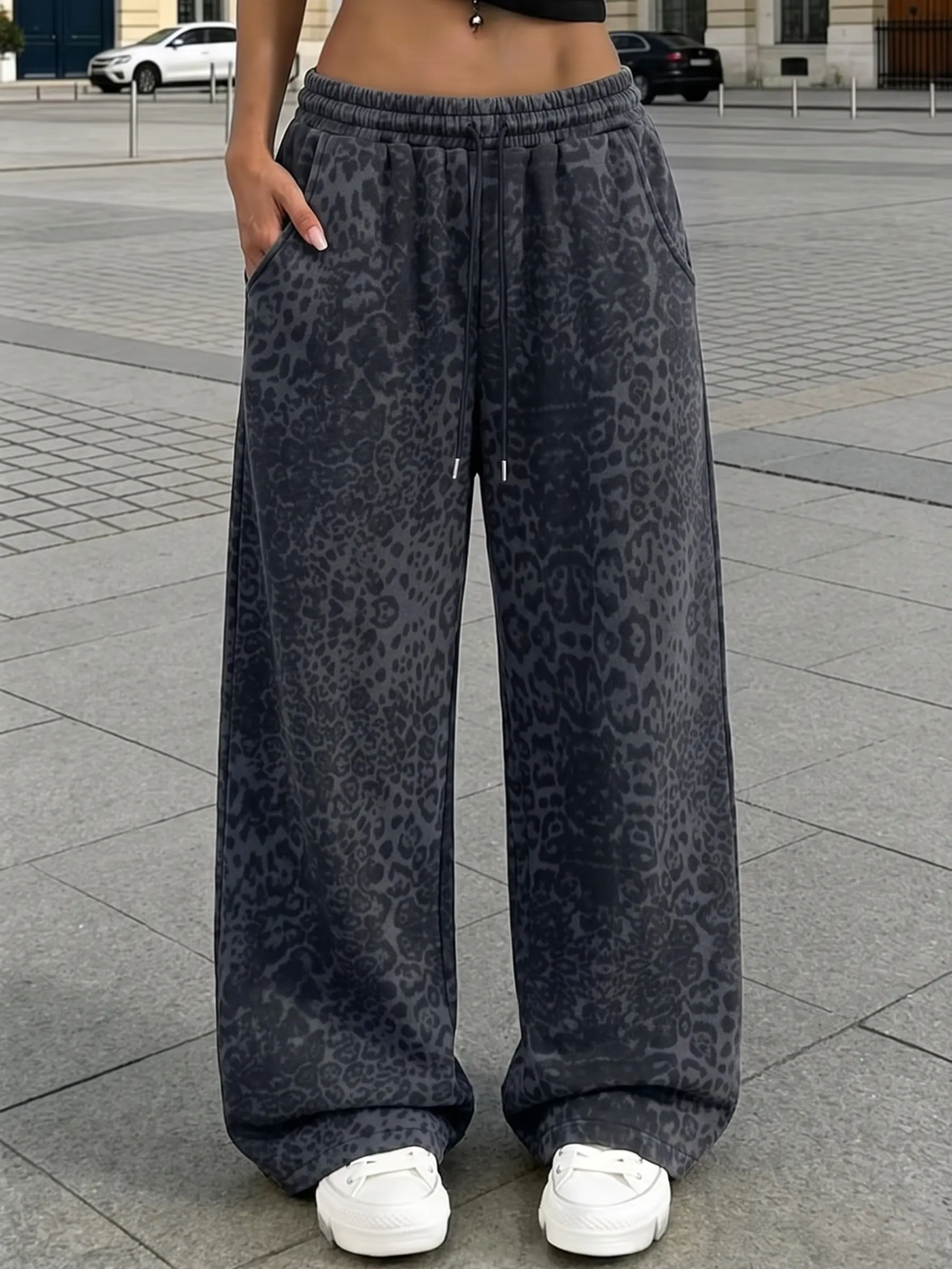 Women’s leopard-print wide-leg sweatpants, cotton-blend loose long pants with an elastic waistband and drawstring, casual loungewear with a trendy vibe, suitable for streetwear, workouts, and everyday outings, soft and drapey relaxed fit long pants >