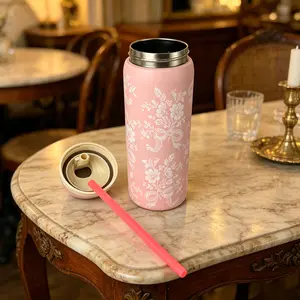 Lace pink Water bottle 32oz, 945ML, freesip,with straw,heatpreservation time more than 24 hours, cold and hot watercan be insulated, can make coffee, frozen drinks,,exquisite workmanship, suitable for camping, work,indoor and Outdoor use.