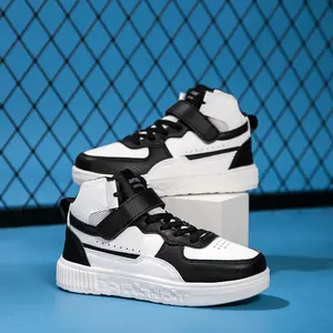 1 pair of boys’ sports shoes, large children’s casual sneakers, suitable for girls. Can be worn throughout the year. Comfortable, soft, real-game basketball shoes.