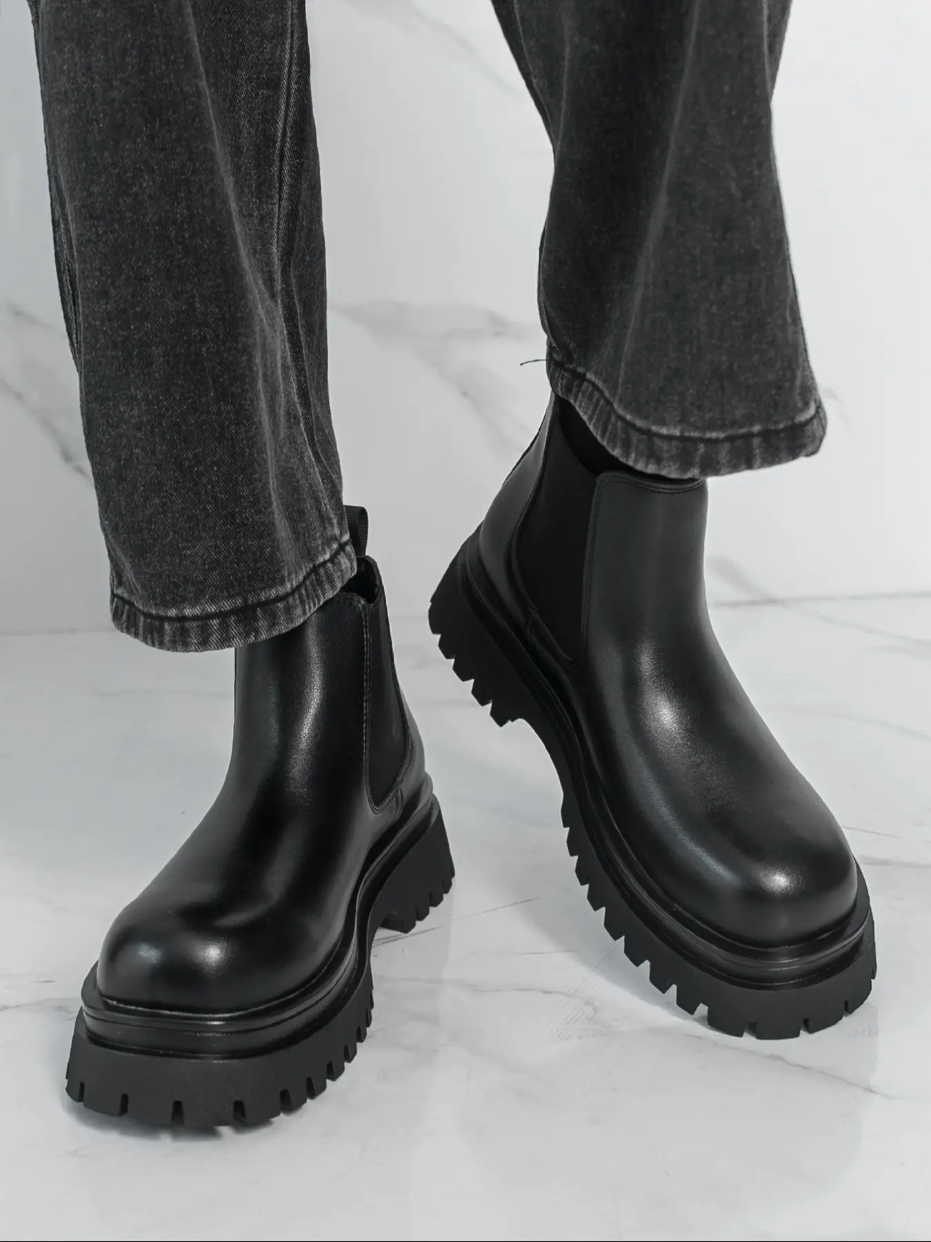 Men's Round Toe Thick Sole Height Increasing Chelsea Winter Boots, Comfortable and Stylish Ankle Booties for Casual Wear Platform Boots