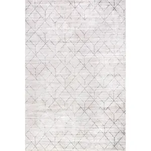 Grier SplashGuard Diamond Machine Washable Area Rug