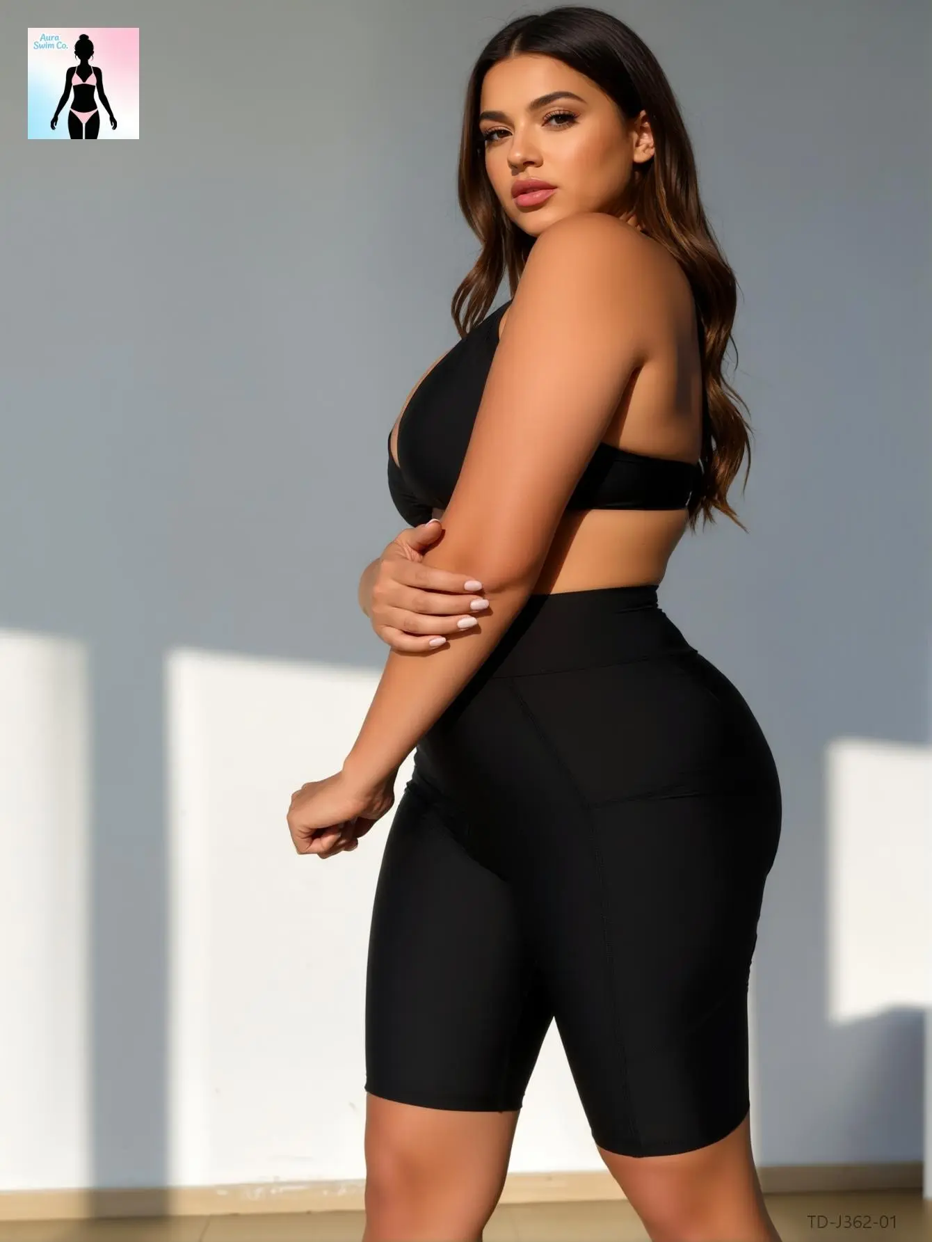 Women's Plus Size Solid 2-Piece Bikini Set - Push-Up Padded Halter Neck Top, High-Waisted Boyshorts, Slimming Shaping, Full Coverage, Elegant Chic Plus Size Swimsuits for Beach, Resort Pool Parties