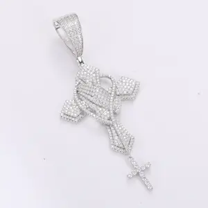 【P277 Livestream】UCCIYO Hip Hop Bling D Color Synthetic Moissanite Iced Out Praying Hands Cross Necklaces & Pendants For Men Jewelry 925 Sterling Silver Gift