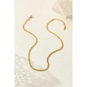 THE HERRINGBONE CHAIN IN GOLD
