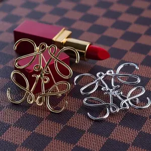 Luxury Hollow Letter Brooch, Fashion Metal Pin, Trendy Accessory for Suit Coat, Unisex Decoration, 1pc Elegant Jewelry