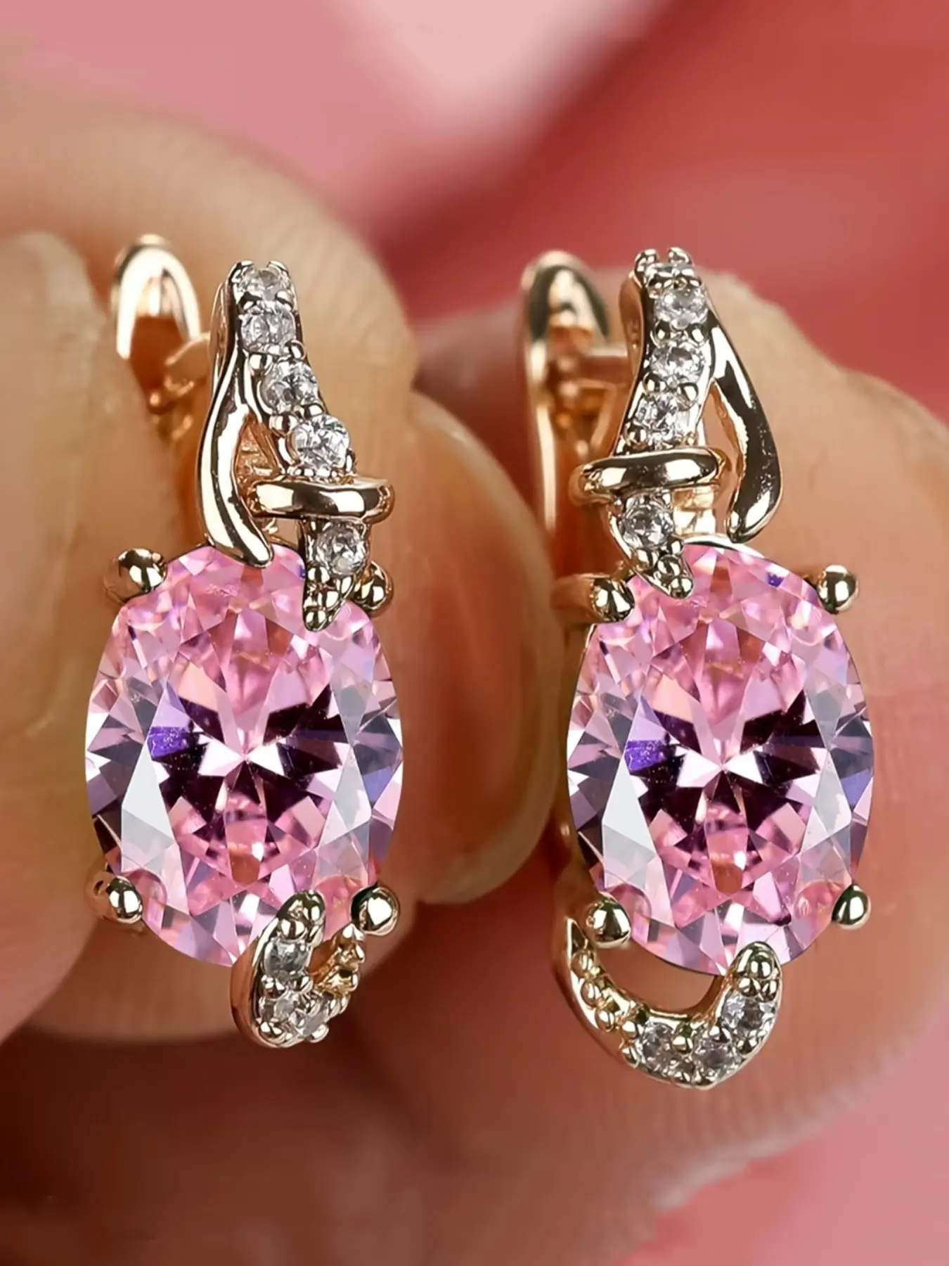Exquisite Teardrop Sparkling Zirconia Stone Drop Earrings for Women & Girls Golden Color Clip Earrings Wedding Jewelry Gift