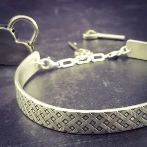 DOMINANT'S KEY KEEPER CUFF, Darkenwald
