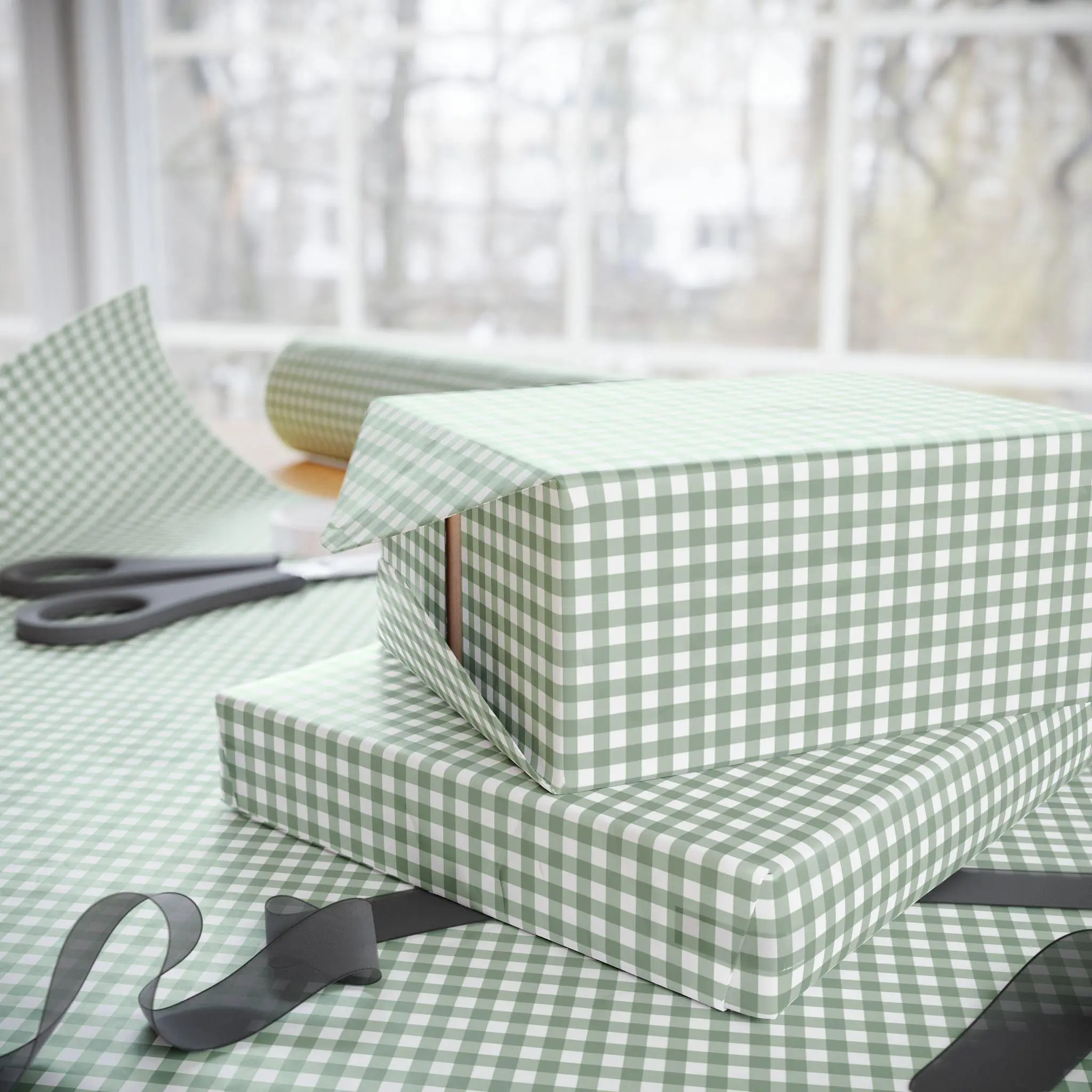 Gift Wrap, Summer Sage Green Gingham Luxury Wrapping Paper, Heavy Duty, Gift Packaging, Present Decoration, Craft Supplies, DIY Projects , Best of gift, Meaningful gift. (Get 1 paper cutter when buying any 5 rolls)