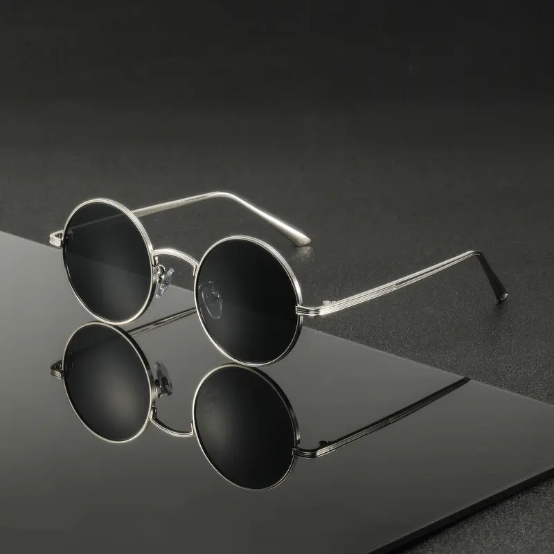 Men's Classic Vintage Round Full Frame Glasses, Lightweight Zinc Alloy Metal Frame, Durable PC Lens, Fashionable Daily Wear Eyewear, Trending Glasses, Classic Shades, Stylish Glasses, Casual Stylish Glasses