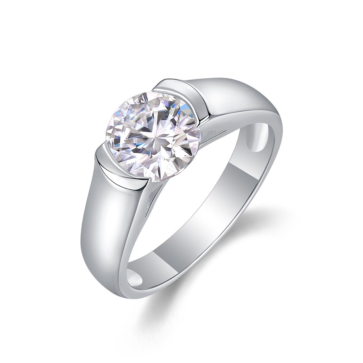 Classic semi-bezel 2-carat Moissanite ring, crafted from 925 silver plated with platinum, can be used as an engagement ring, wedding ring, date ring, everyday wear ring, Hypoallergenic ring，or birthday gift.