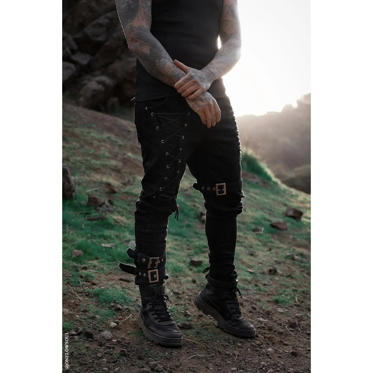 Inquisition Shredded Skinny Jeans [Unisex]