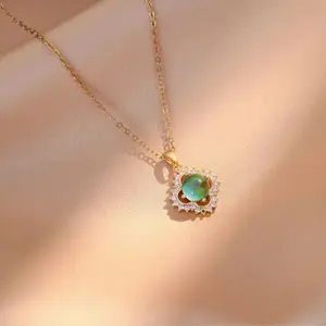 Dainty Golden Mood Pendant Necklace, Minimalist Four Leaf Clover Design with Zirconia, Perfect Valentine's Day & Birthday Gift for Women