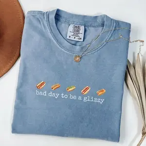 Comfort Colors Hot Dog T-shirt, “Bad Day to Be a Glizzy,” funny retro hotdog tee for women, perfect for 4th of July, Memorial Day, and Labor Day wear Fitted Fit