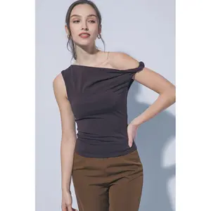 Jessica Twist Top