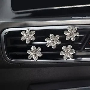 6pcs Full Drill Six-Petal Daisy Car Vent Decoration Set, Car Air Outlet Decorative Accessories, 6 Pieces Car Interior Ornament, Car Interior Accessory