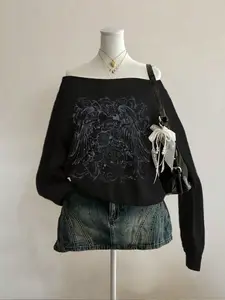 Women's Y2K Style Long Sleeve Off-Shoulder Vintage Loose Fit Graffiti Print Sweatshirt, Irregular Neckline, Early Spring Casual Top