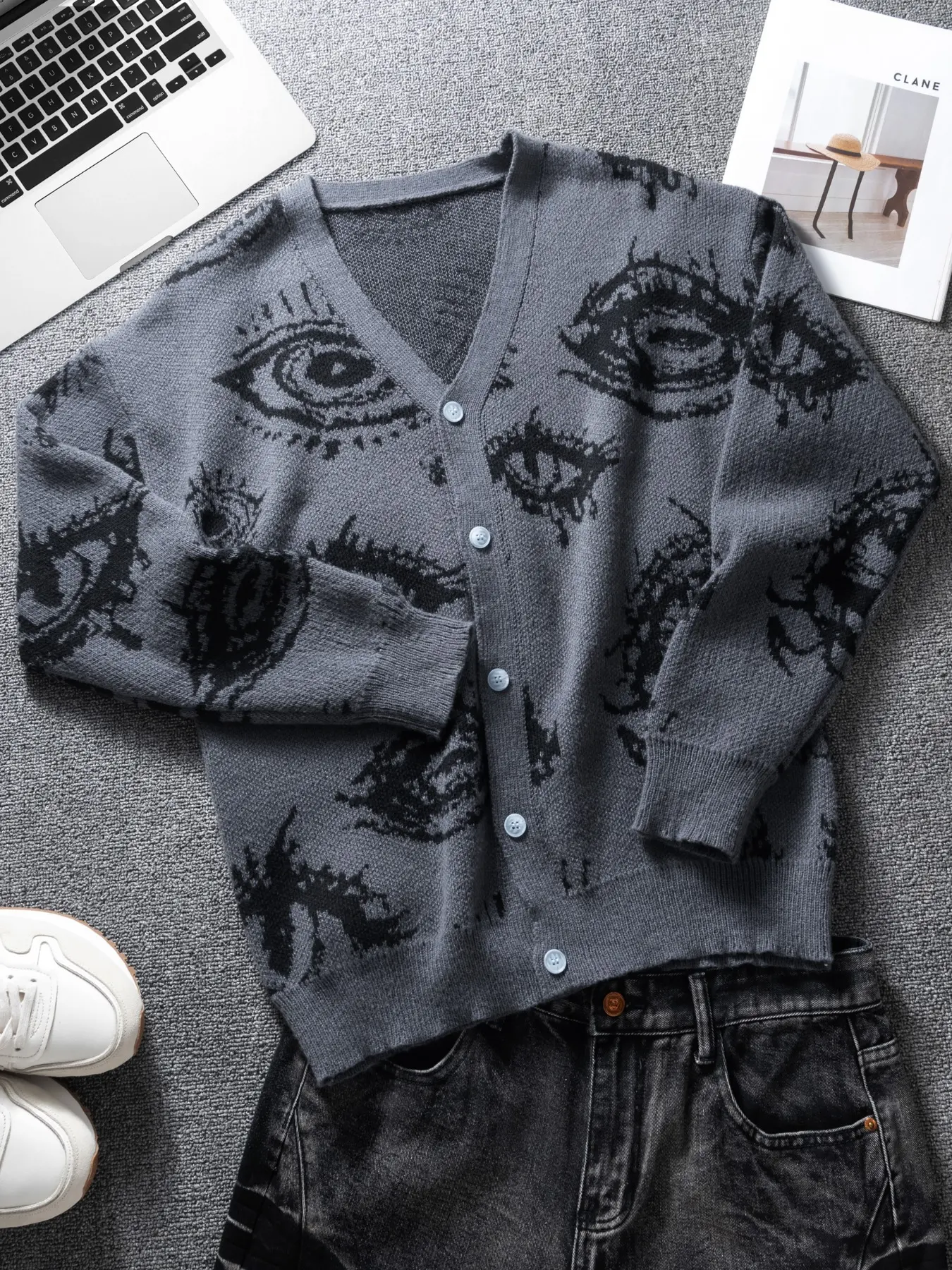 Funny sweater Long Sleeve Casual Fit for men and women in autumn and winter; couple's knitted button cardigan with Halloween devil eyes and pumpkin for going out and festive parties Knitwear