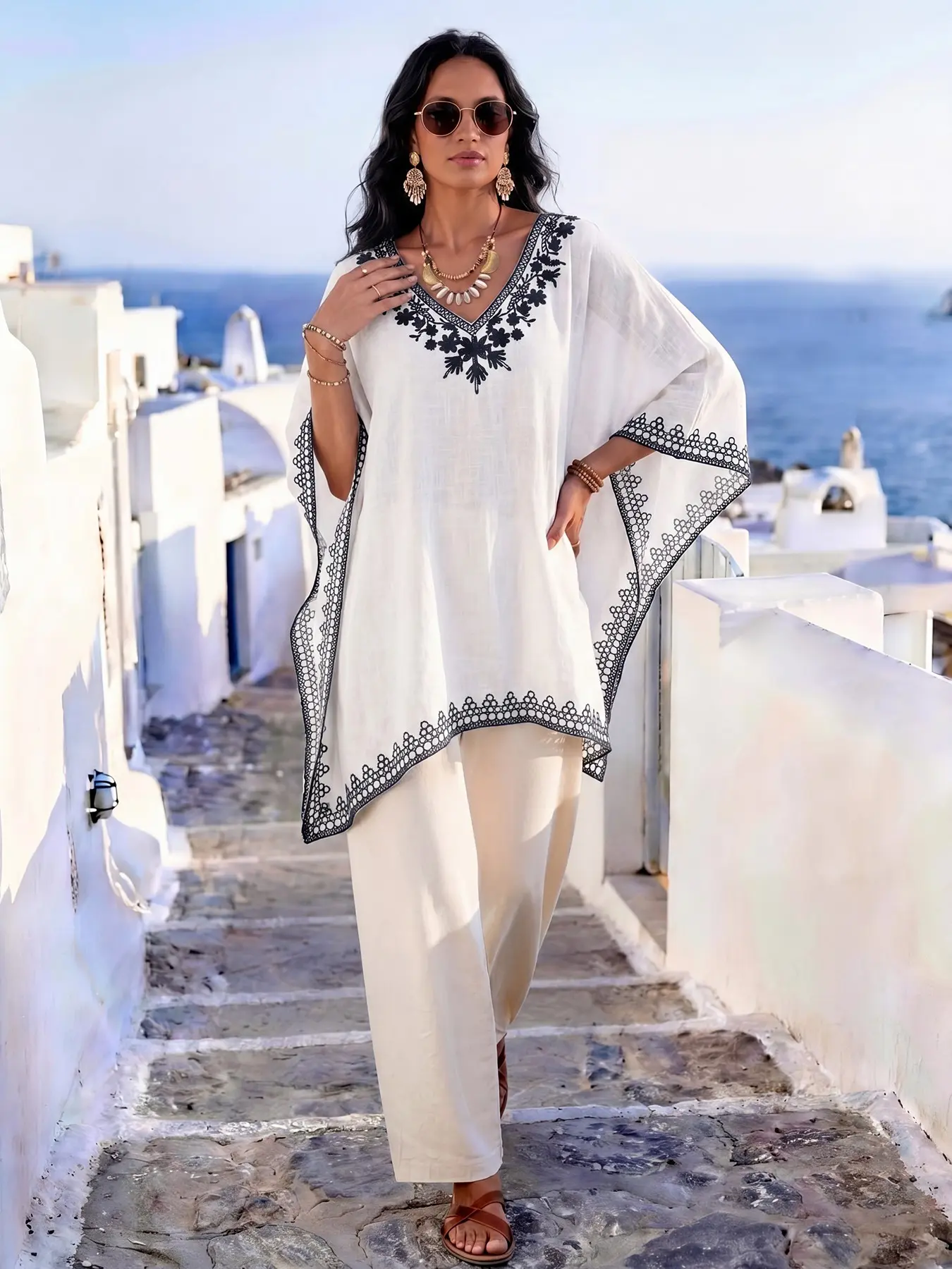 Elegant Vintage Embroidered Pullover Shawl, Loose Fit Conceals Fat, Versatile for Beach, Commute, Dates, Perfect Styling, Fashion Shawl, Embroidery Shawl