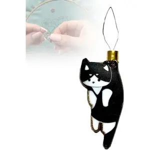 Cat Needle Threader - Cat Needle Threaders with Magnetic Needle Minder,Hand Sewing Tool, for Hand Embroidery, Sewing, Cross-Stitch Accessories (Black Cat)