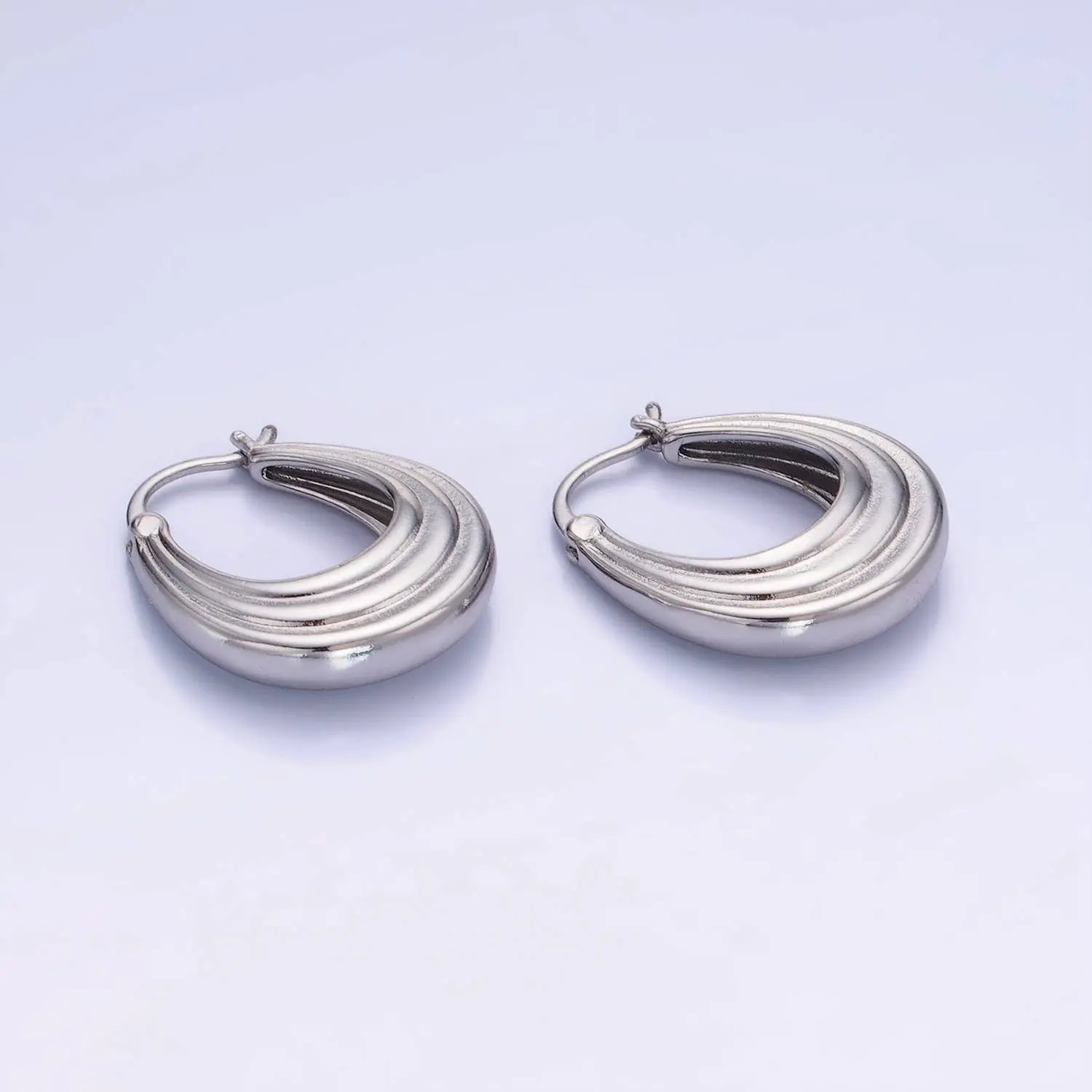 LINE-EDGED HOOPS