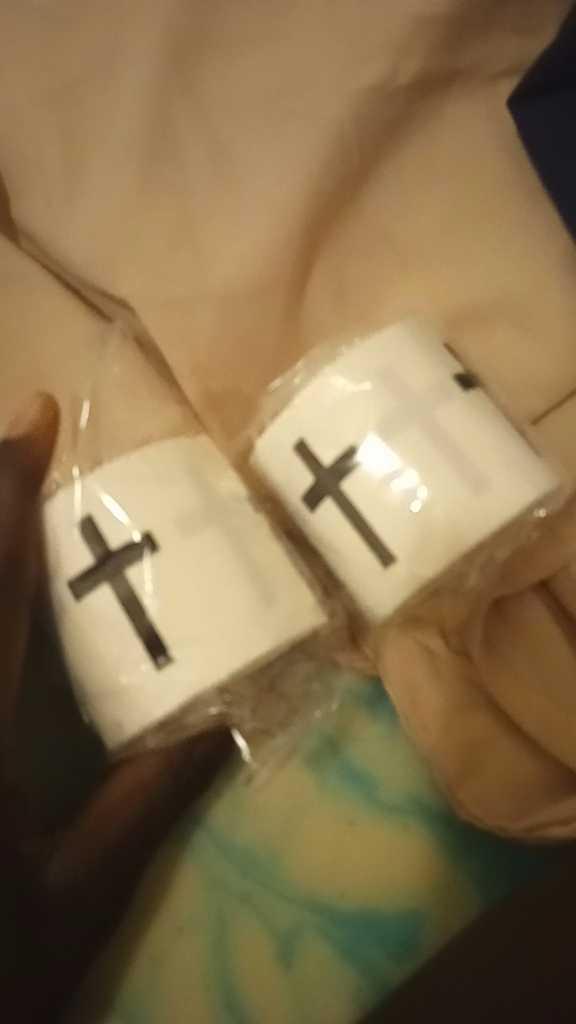 Item: 2 Pieces White